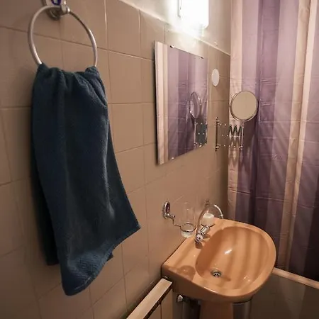 Bartok Bela Apartment *