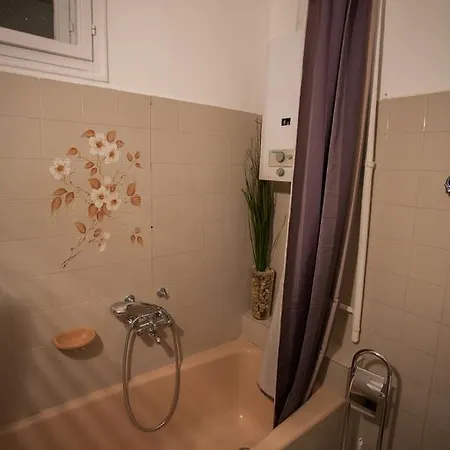 Bartok Bela Apartment *